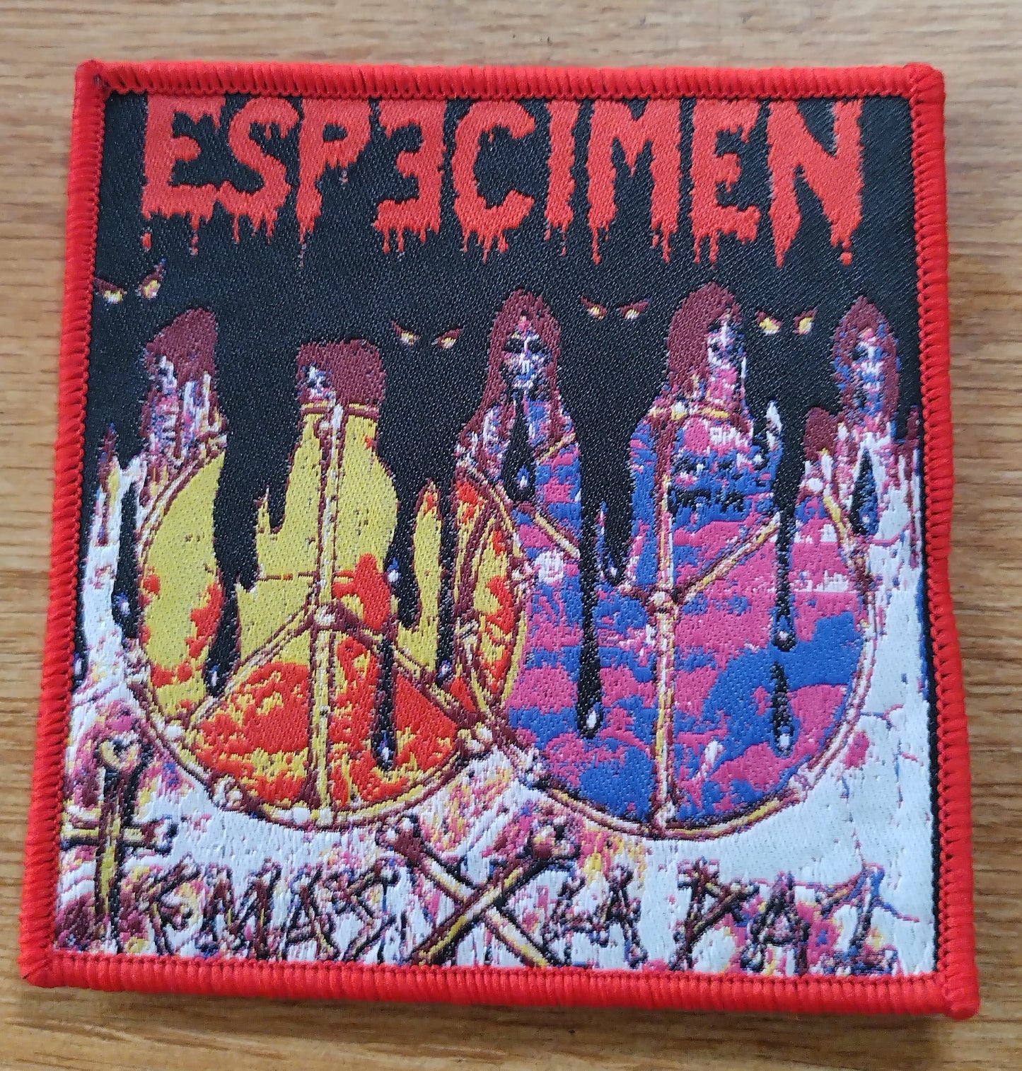 Especimen Temas por la paz Red Border Woven Patch