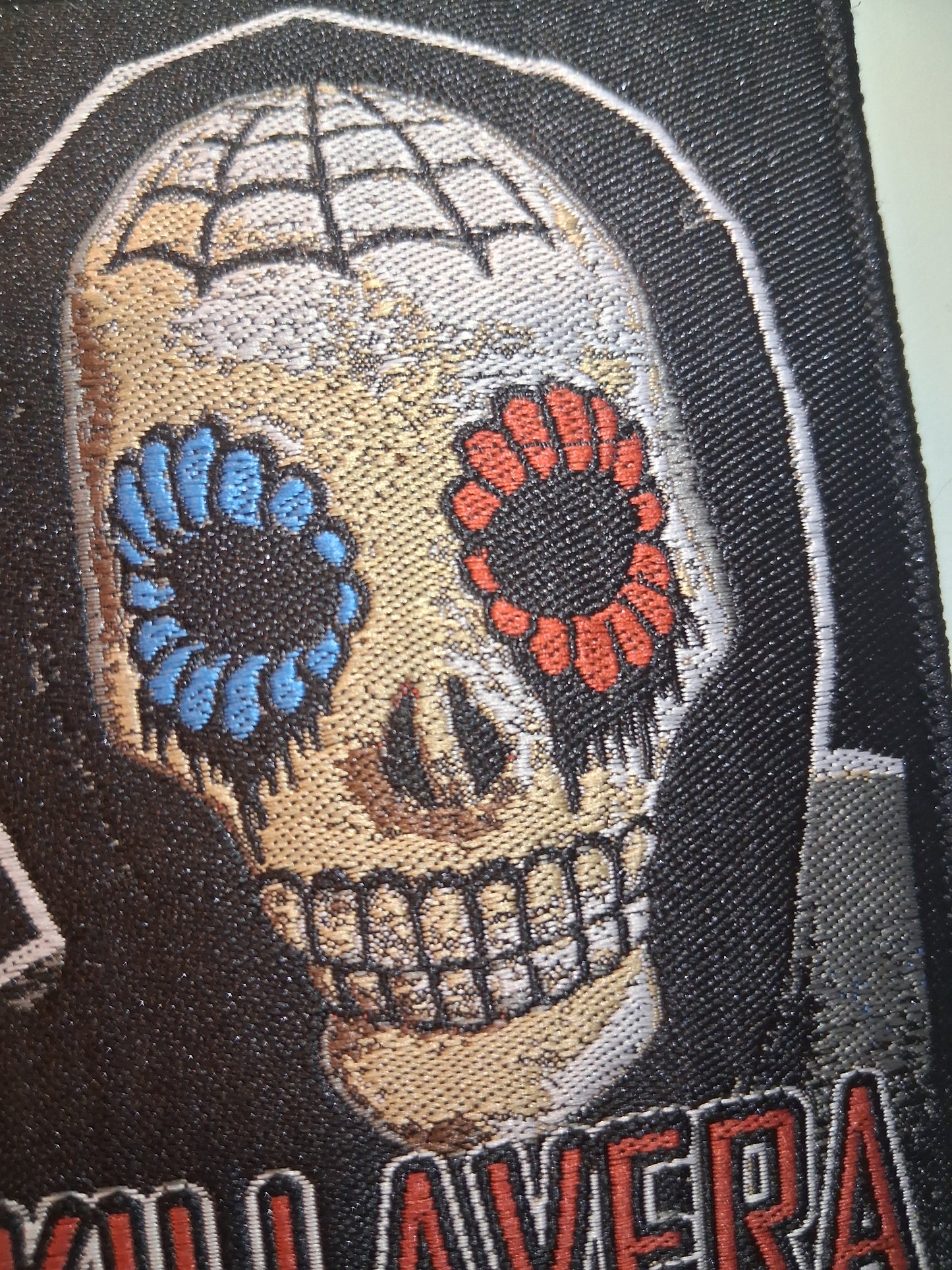 Killavera Close-up face Black Border Woven PATCH