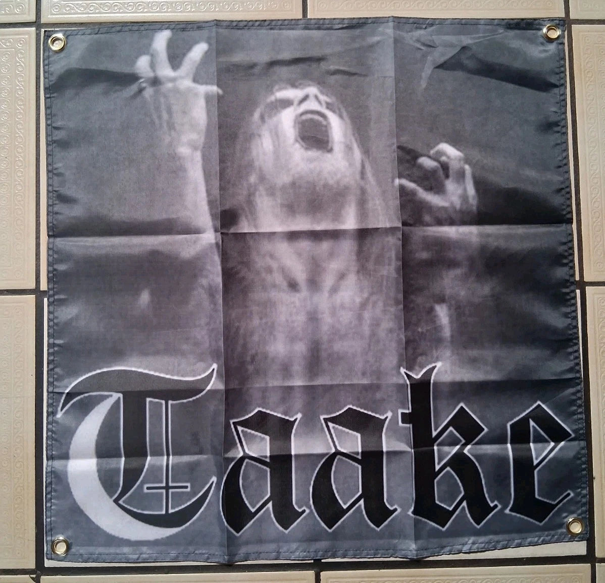TAAKE Banner Flag 2x2 ft